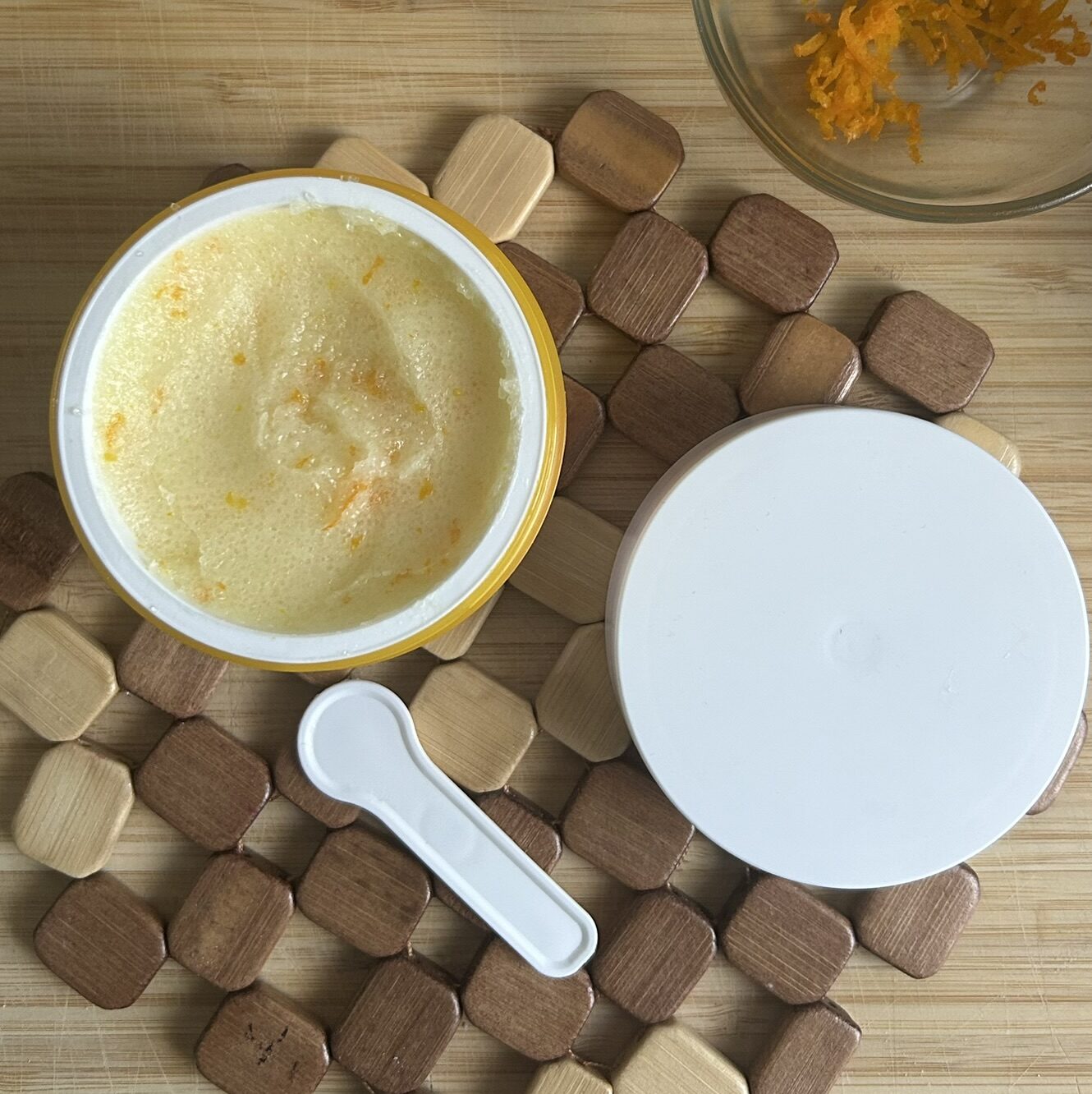 Spa élmény otthon: Narancsos testradír a téli napokra